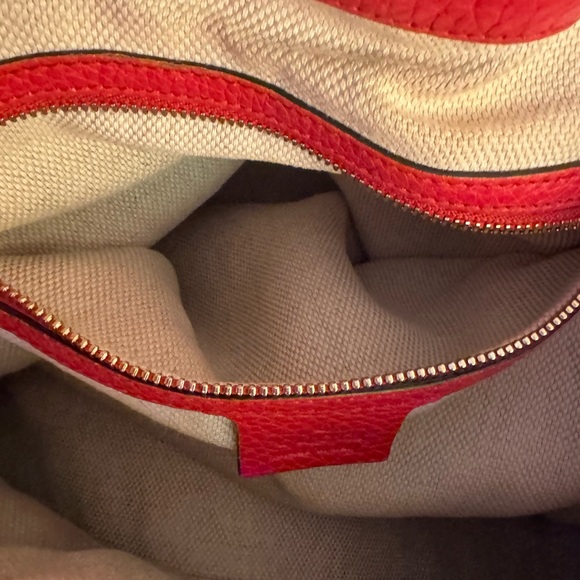 Excellent Conditions Authentic GUCCI Red/ Orange Leather Soho Tote Hand Bag - Picture 11 of 16